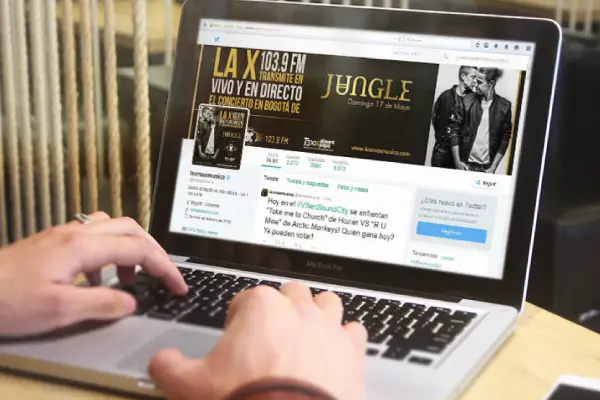 Marketing Digital y manejo de redes Sociales, diseño de post para eventos por dRaGoNian