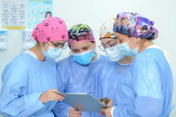 Fotografía Corporativa para Clinica de Pediatría SPLA en Bogotá por dRaGoNian