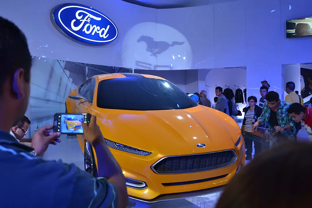 Fotografía Stand Ford por dRaGoNian